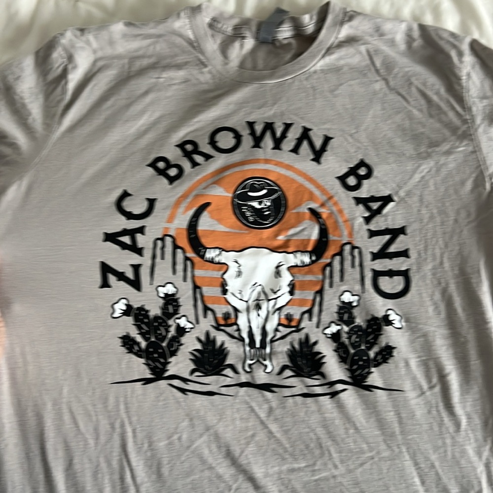 Zac brown band size L tee 2023 tour - Picture 3 of 4